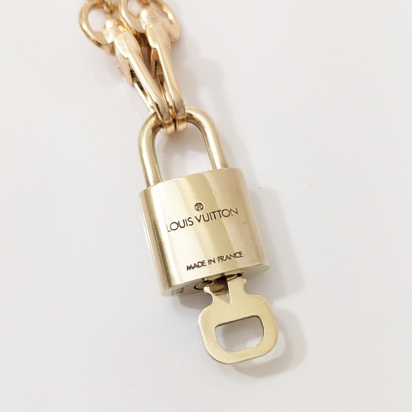 Shiny Authentic Louis Vuitton Lock and Key #323 - Picture 3 of 4